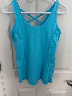 Sofibella Cross-Back Turquoise Women's Performance Tank Top